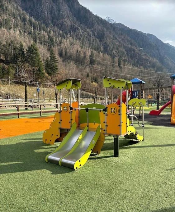 Il Sole Di Ester Branzi Esterno foto